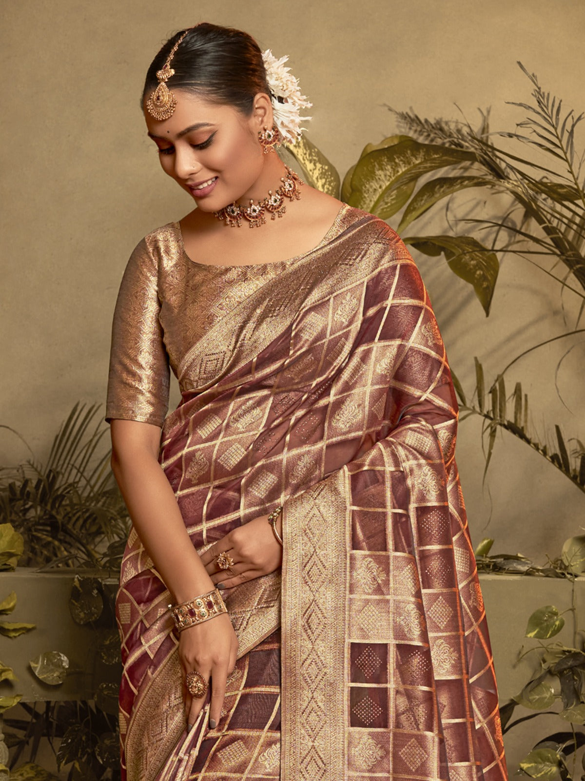 Ethnic Motifs Woven Design Zari Organza Banarasi Saree