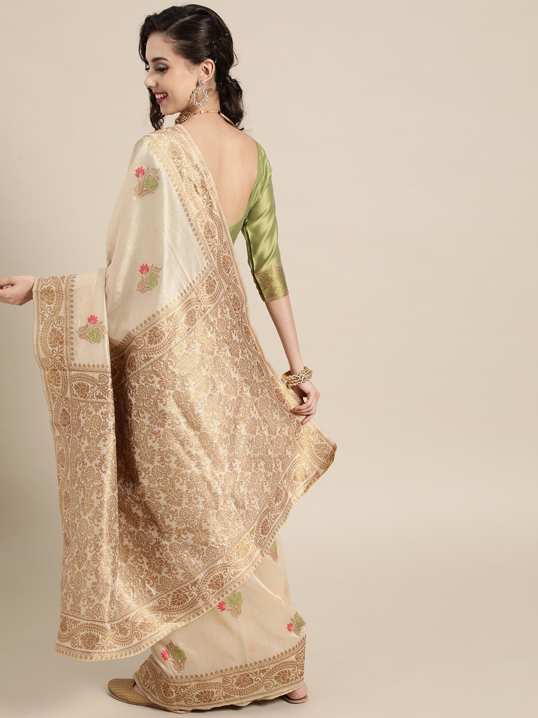 Ethnic Motifs Silk Blend Saree with Woven Design border