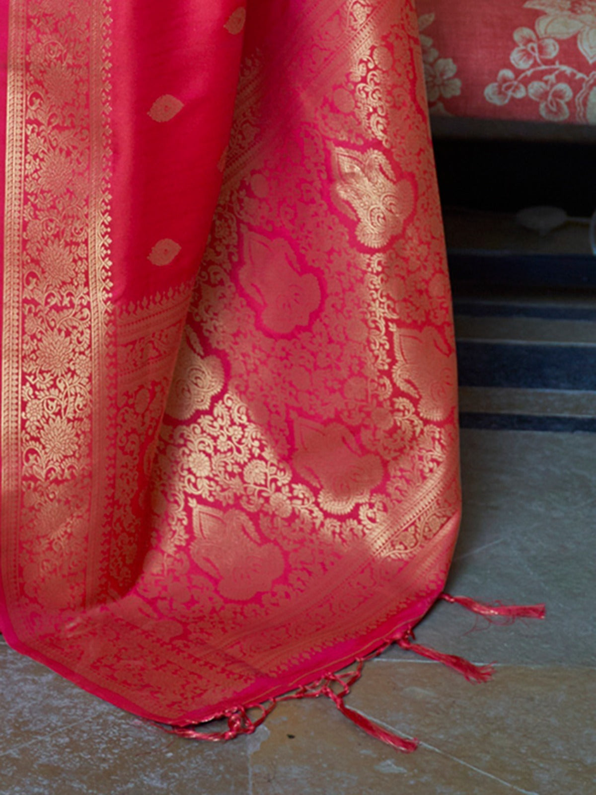 Festive Zari Silk Blend Chanderi Saree