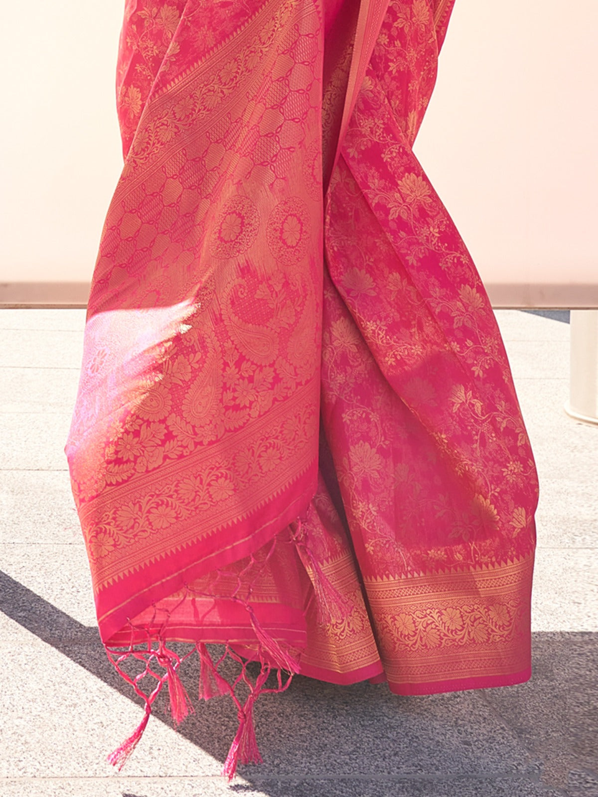 Woven Design Zari Kanjeevaram Saree