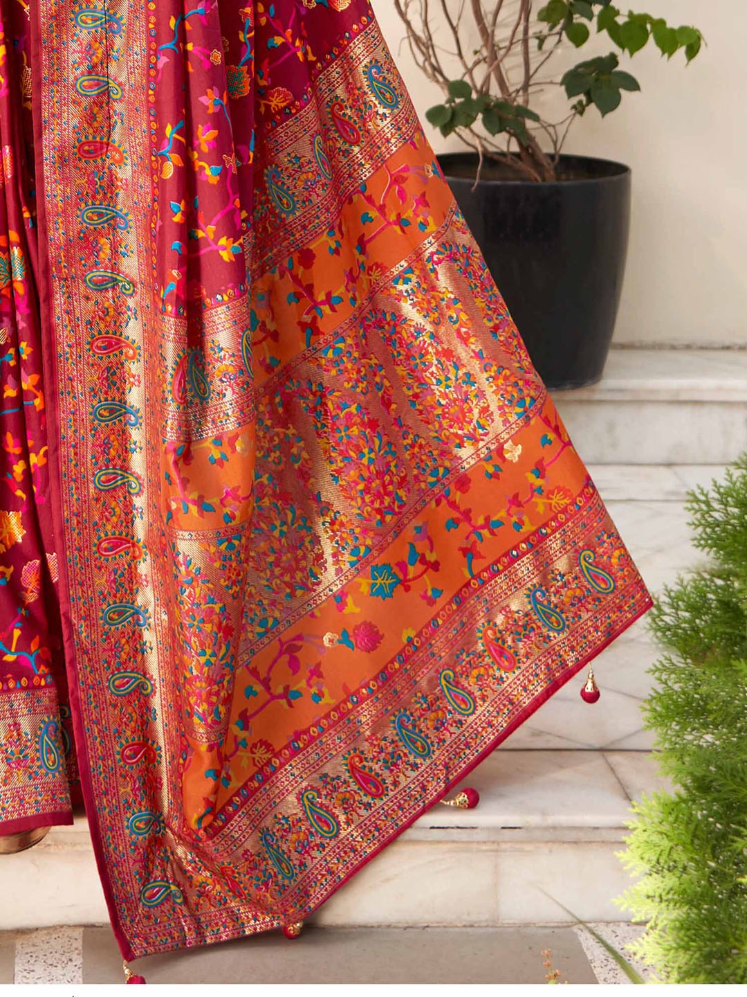 Maroon Floral Printed Zari Bagh Saree